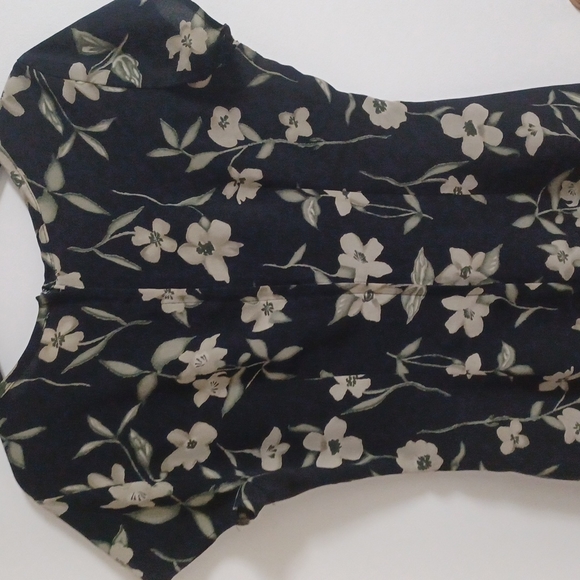 90's Floral day dress - Picture 3 of 5